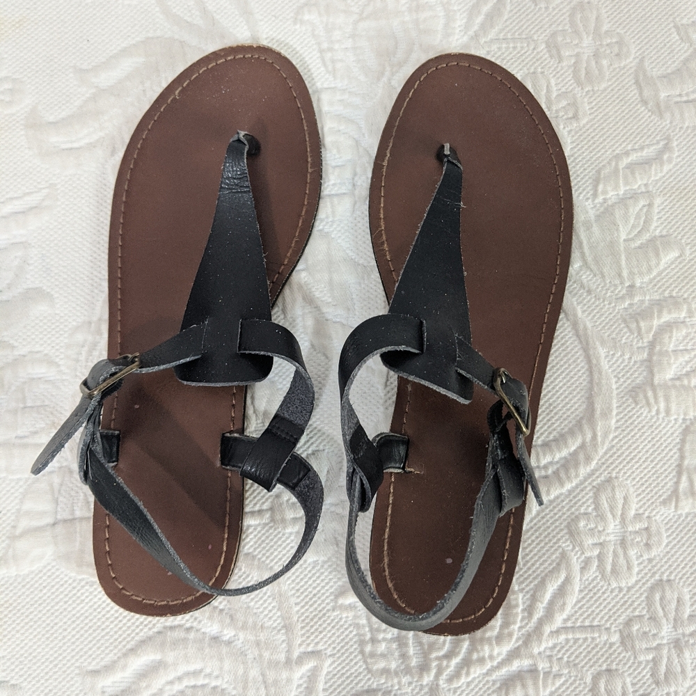 Basic Black T Strap Strappy Sandal